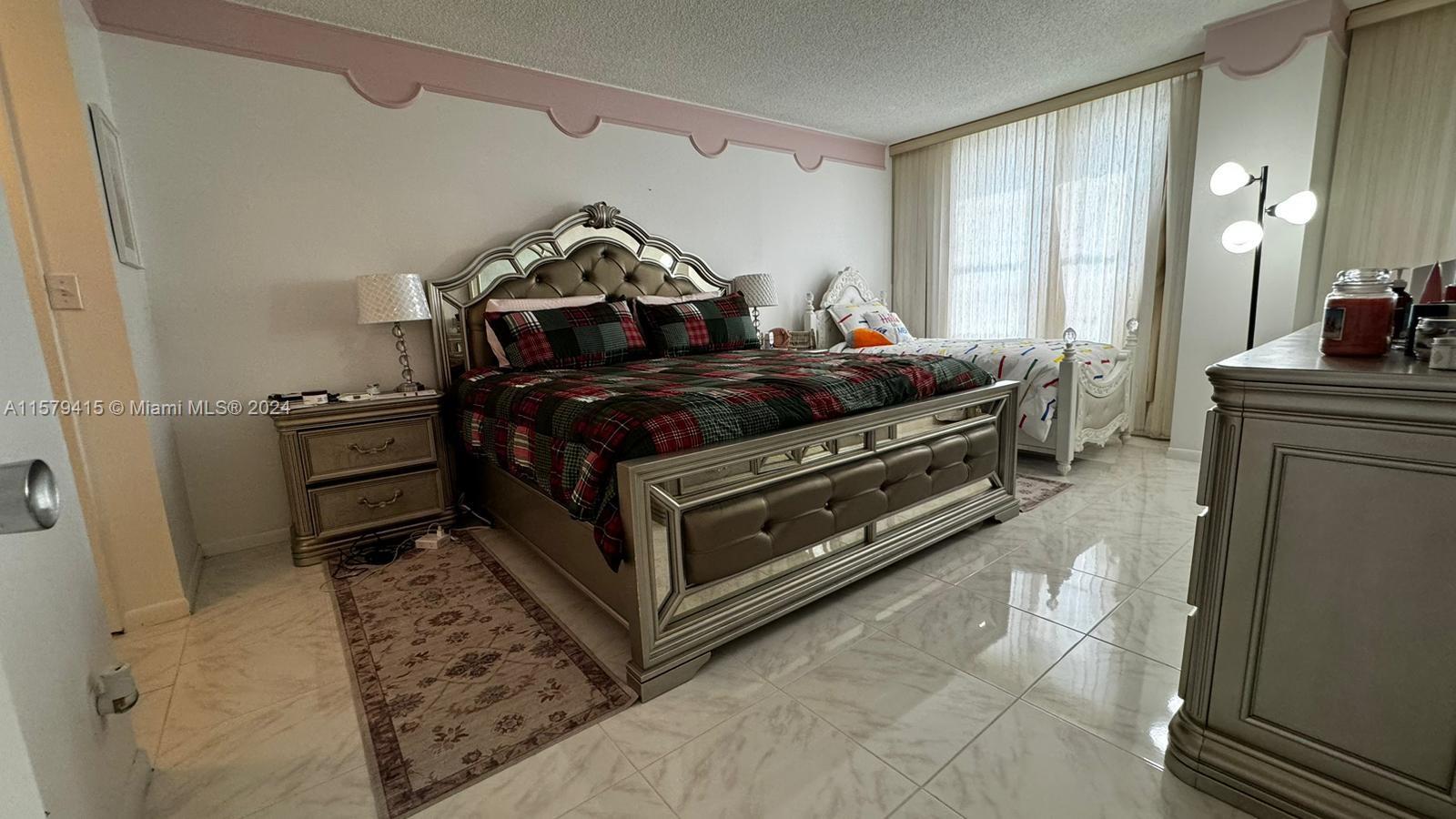 OLYMPUS CONDO PHASE - Residential