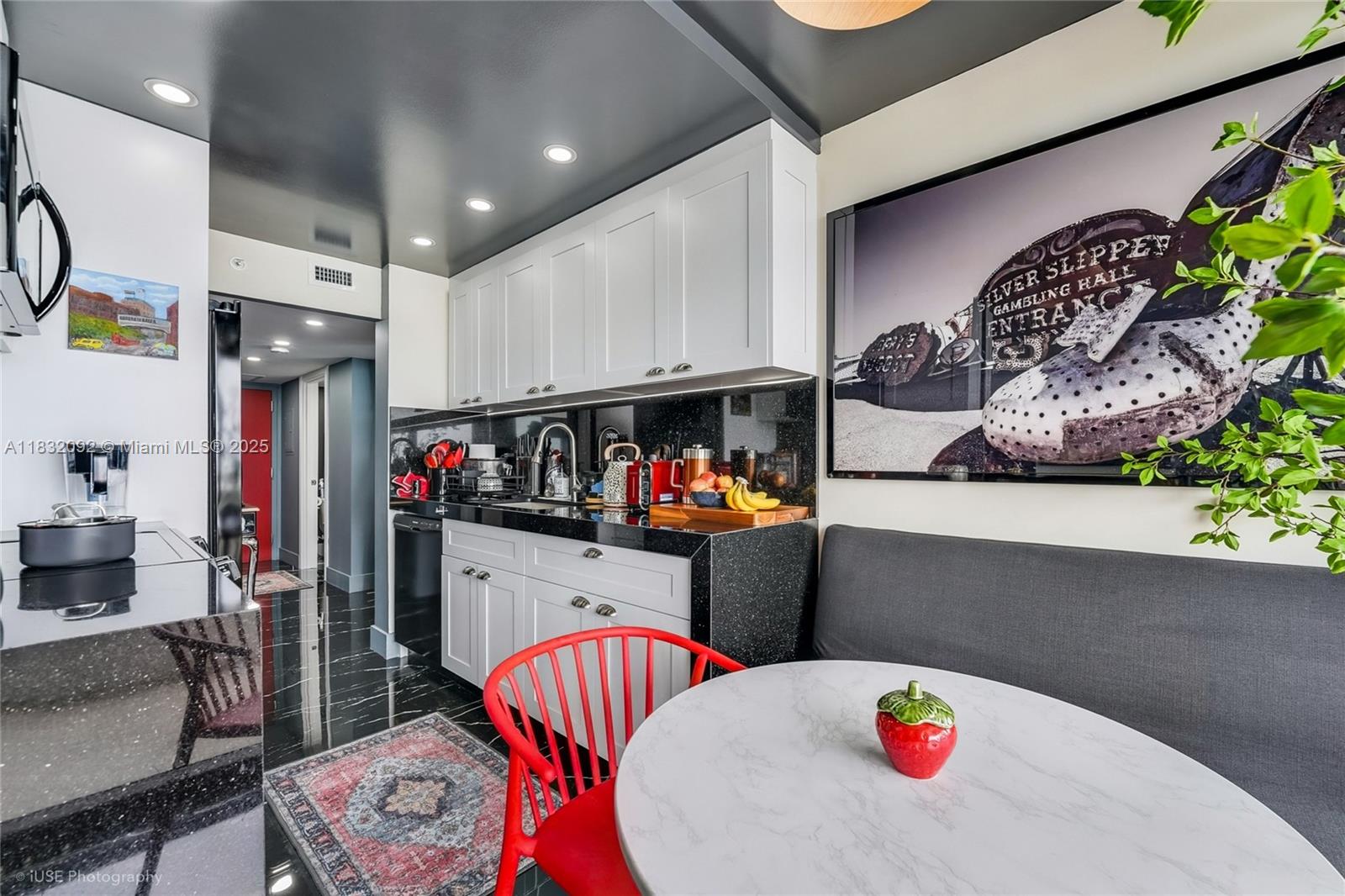 CLUB ATLANTIS CONDO - Residential