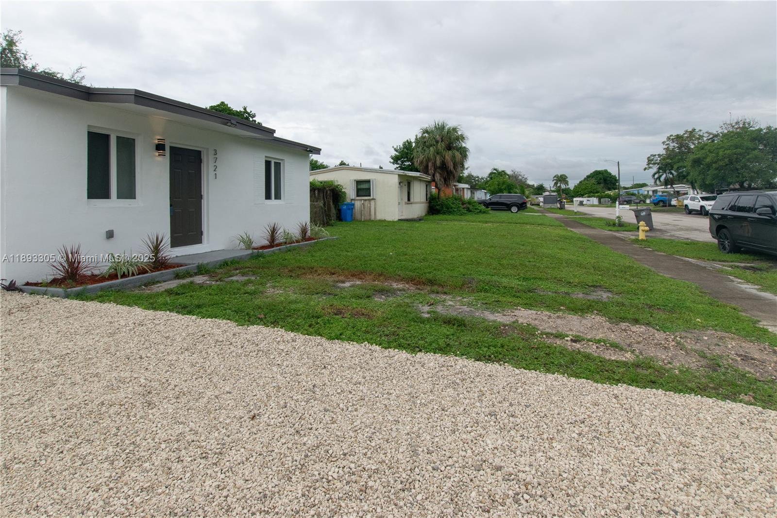 3721 SW 46th Ave