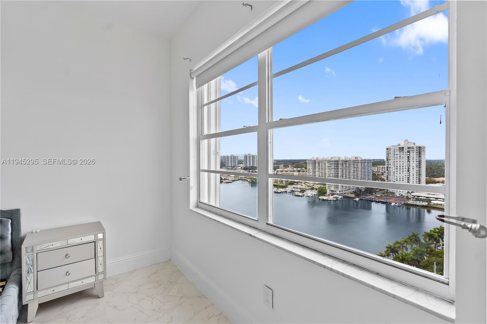 ADMIRALS PORT CONDO WEST - Residential