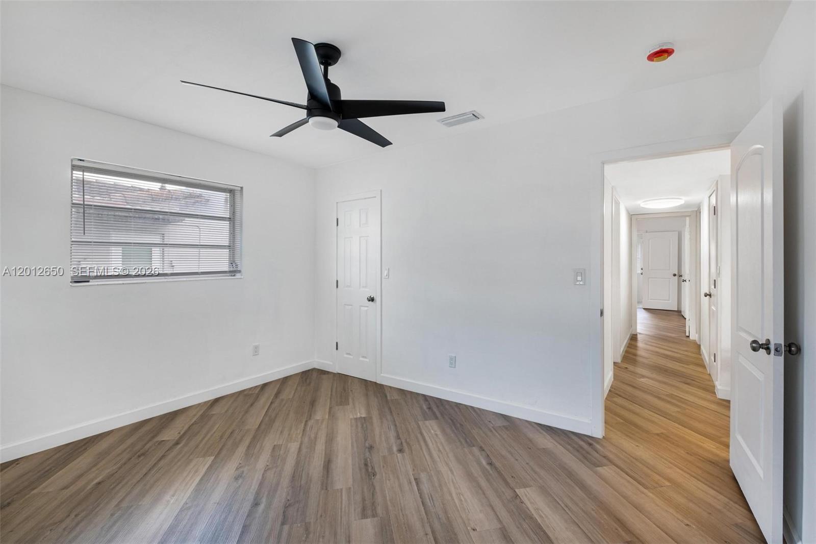 MIAMI LAKES SEC 5 - Residential