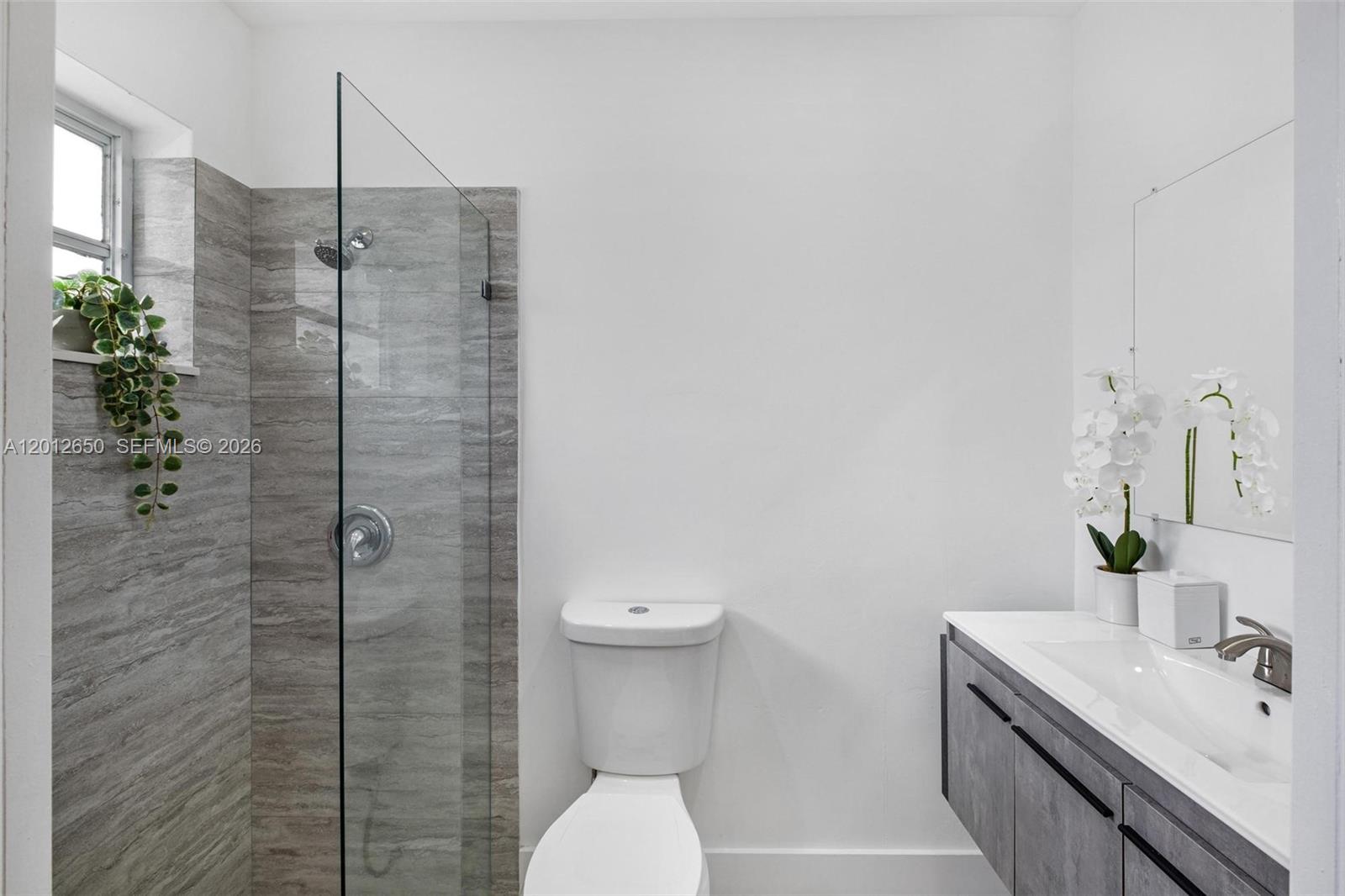 MIAMI LAKES SEC 5 - Residential