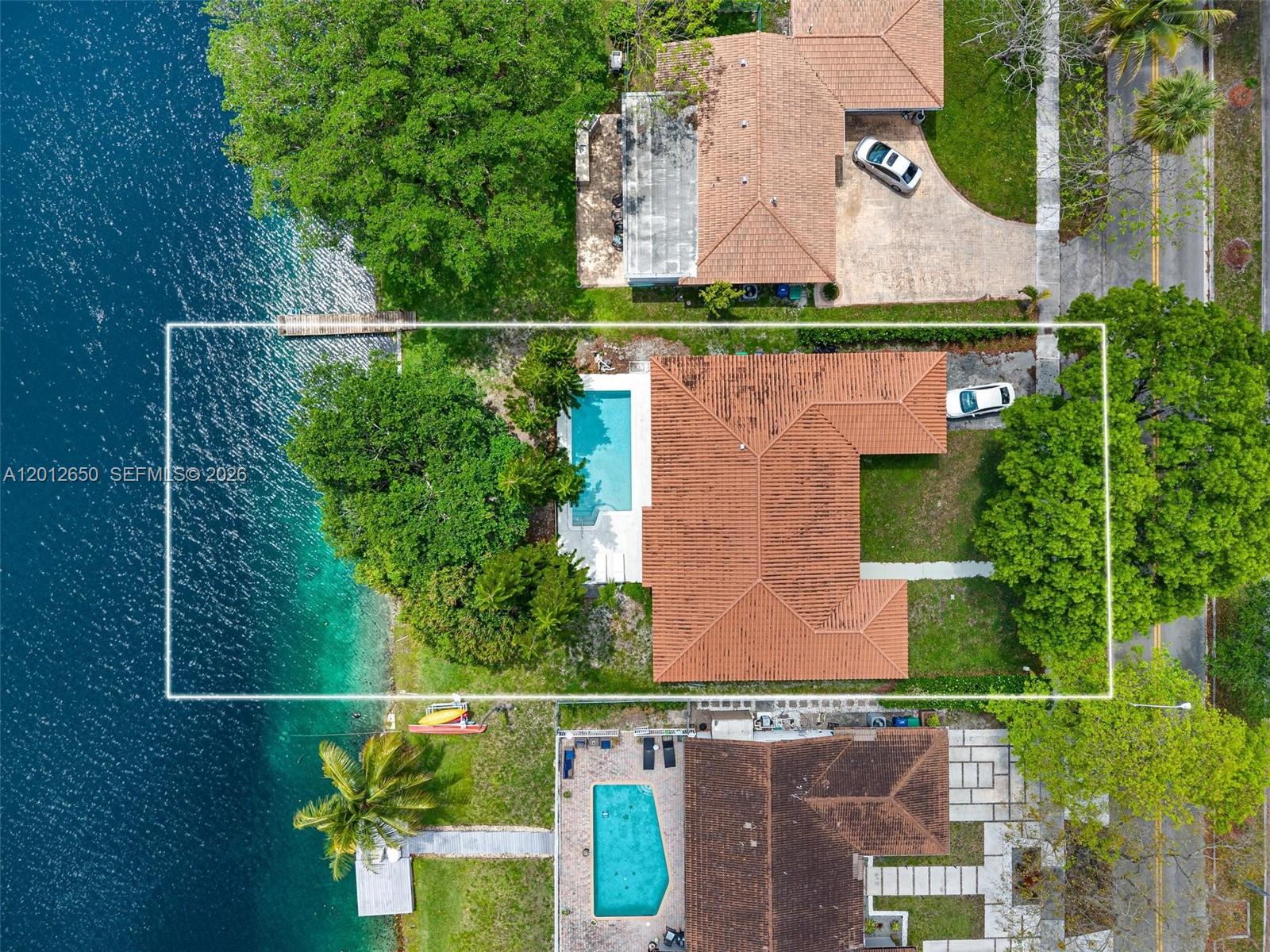 MIAMI LAKES SEC 5 - Residential
