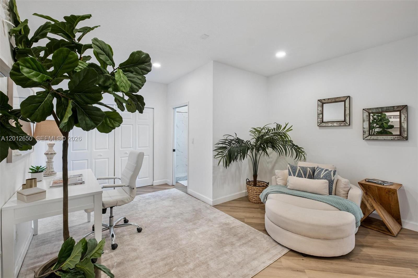 MIAMI LAKES SEC 5 - Residential