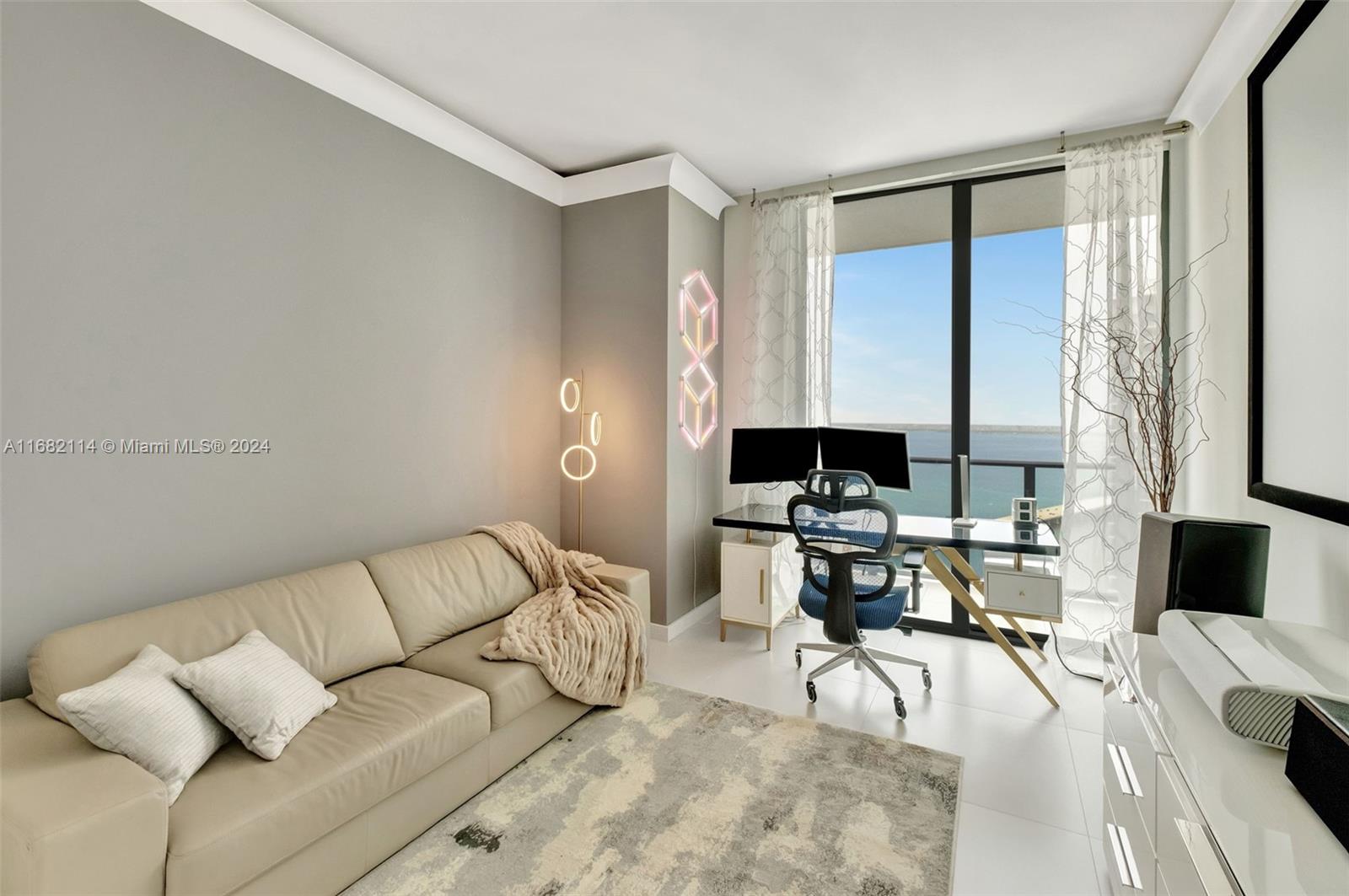 PARAISO BAYVIEWS CONDO - Residential Lease