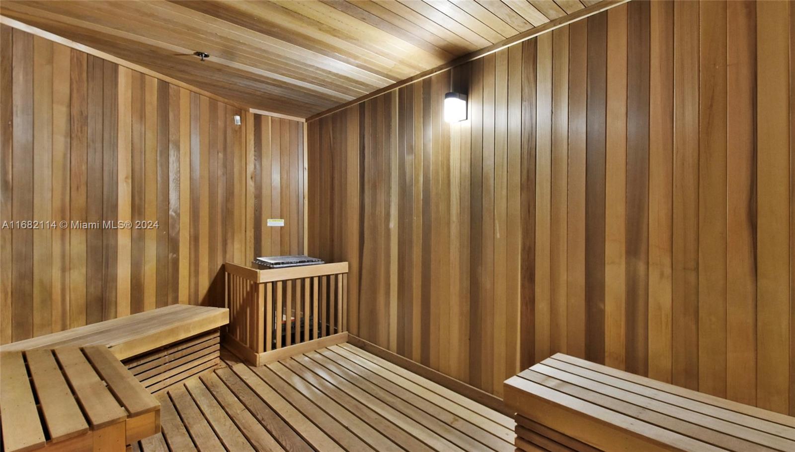 PARAISO BAYVIEWS CONDO - Residential Lease