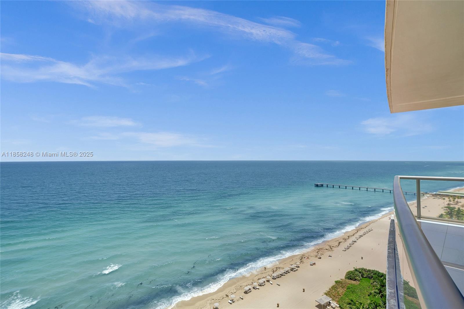 17121 Collins Ave 2003