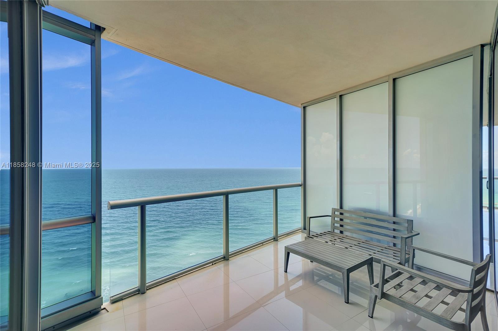 17121 Collins Ave 2003