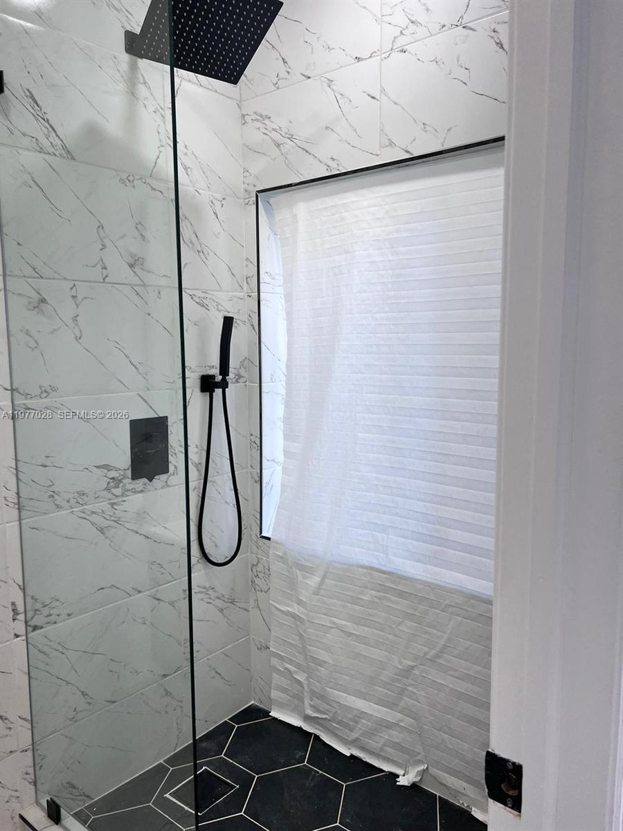 OSCEOLA GROVES - Residential Lease