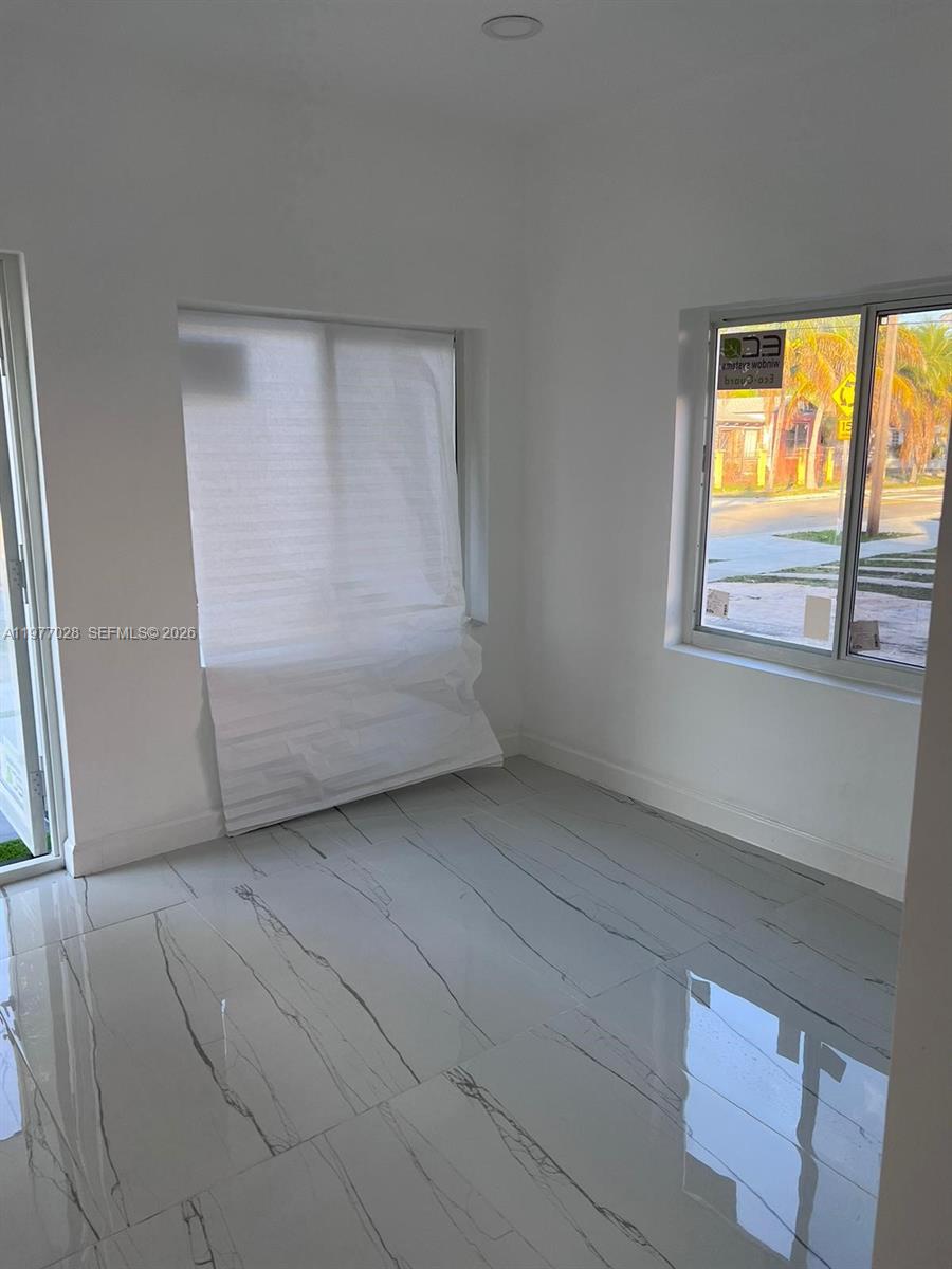 OSCEOLA GROVES - Residential Lease