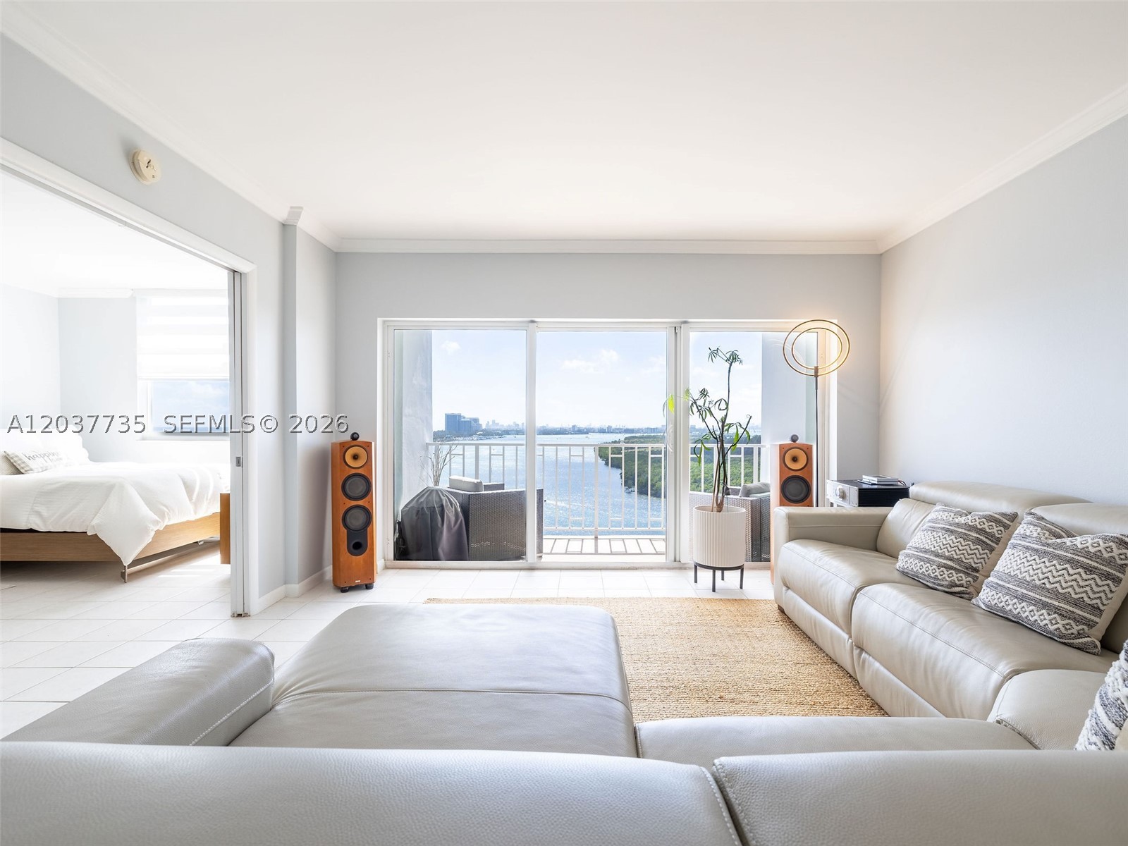 500 Bayview Dr 1520