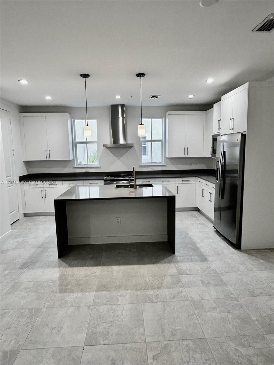 ATLANTIC GROVE PLAT NO 2 - Residential Lease