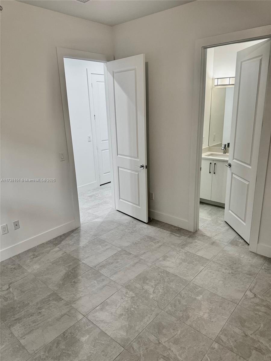 ATLANTIC GROVE PLAT NO 2 - Residential Lease
