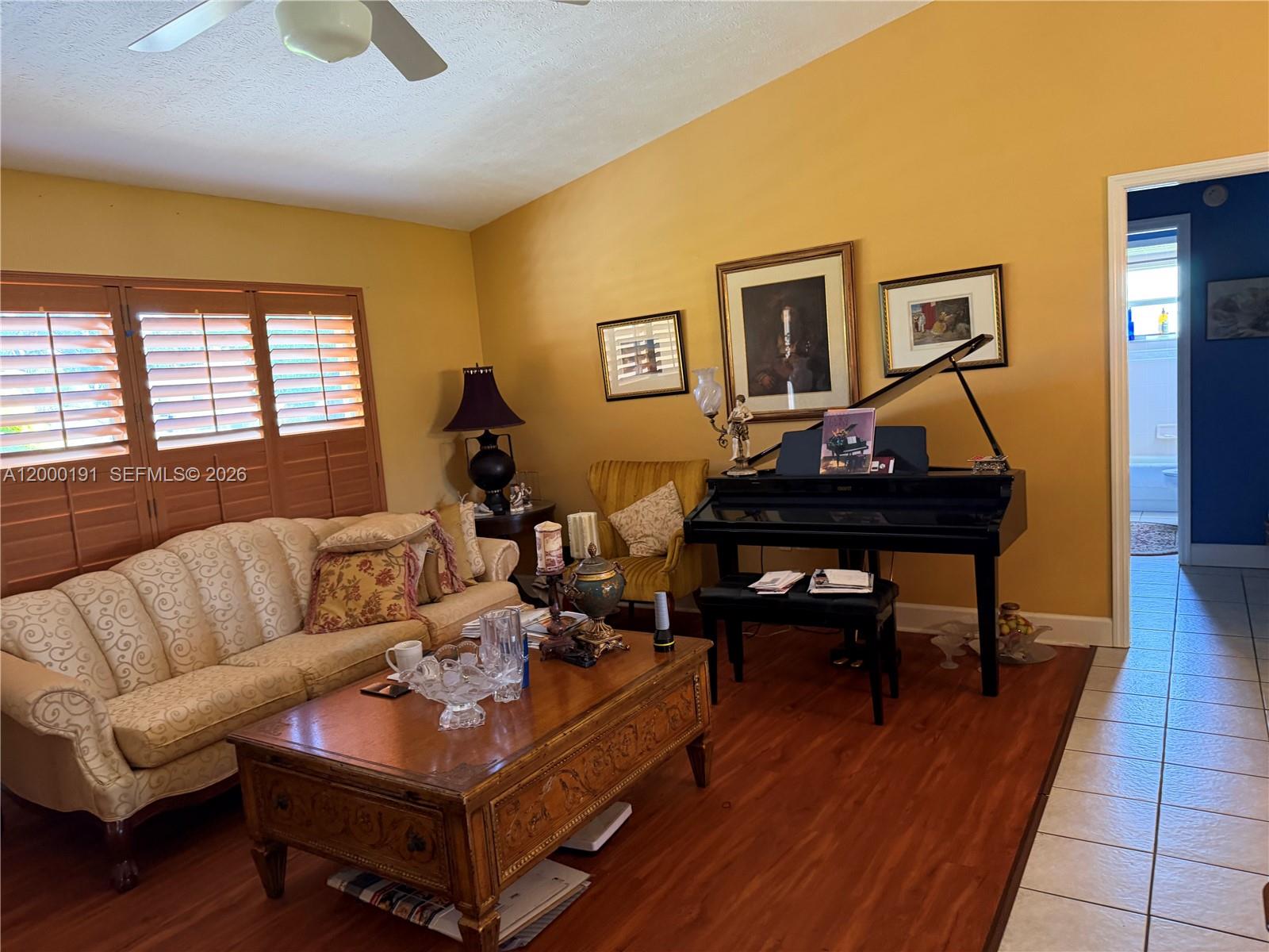 SUN N LAKE - Residential