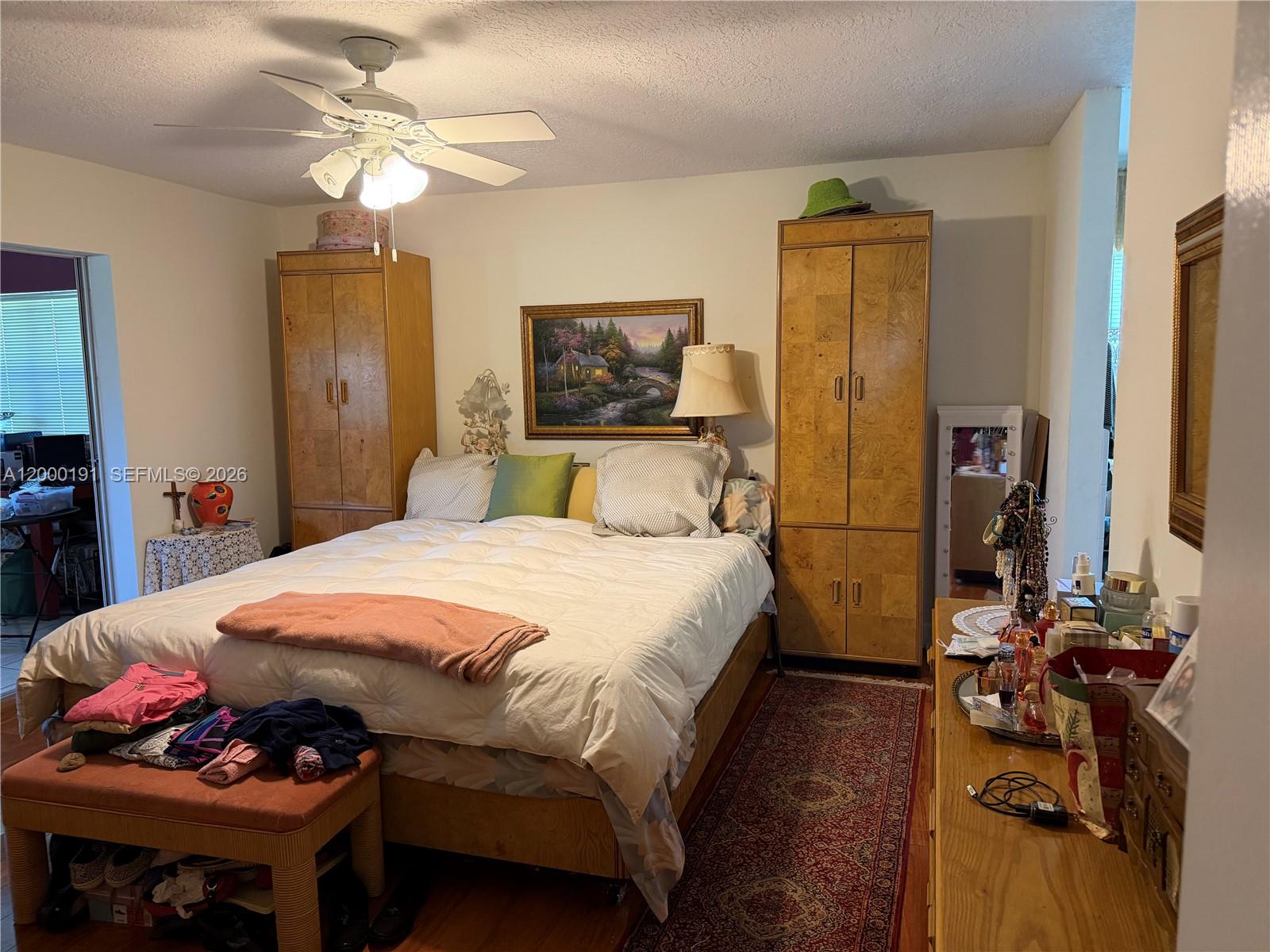 SUN N LAKE - Residential