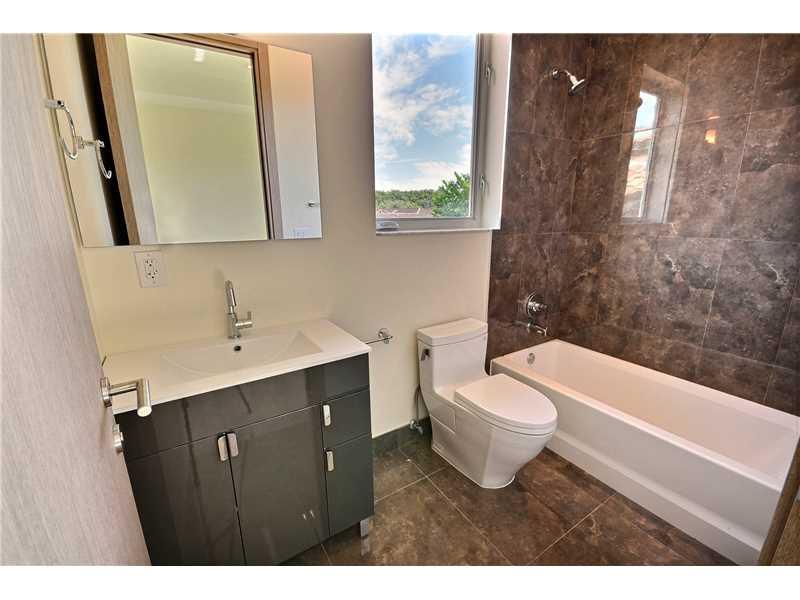 OAK HOLLOW ESTATES - Residential