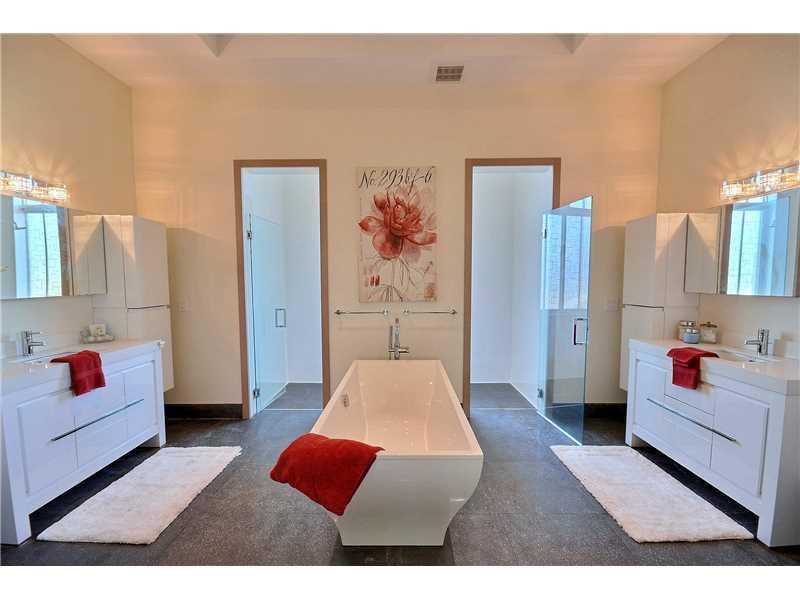 OAK HOLLOW ESTATES - Residential