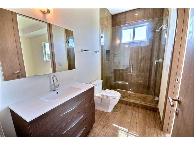 OAK HOLLOW ESTATES - Residential