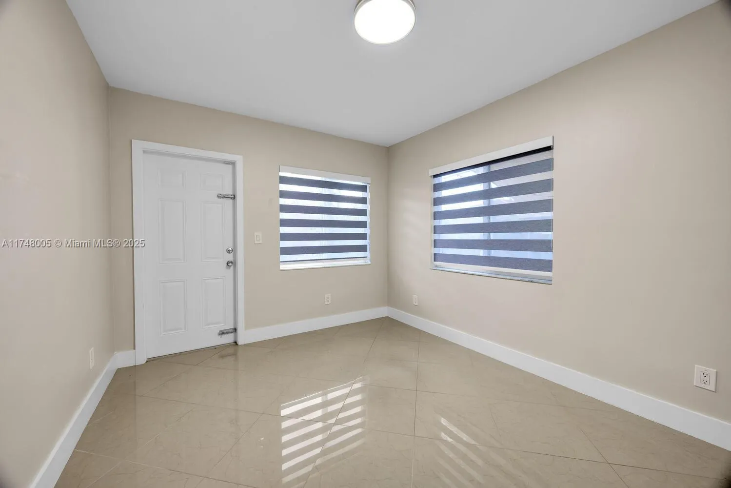 Coral Gables, Florida 33134, United States, 3 Bedrooms Bedrooms, ,2 BathroomsBathrooms,Residential,Active,786