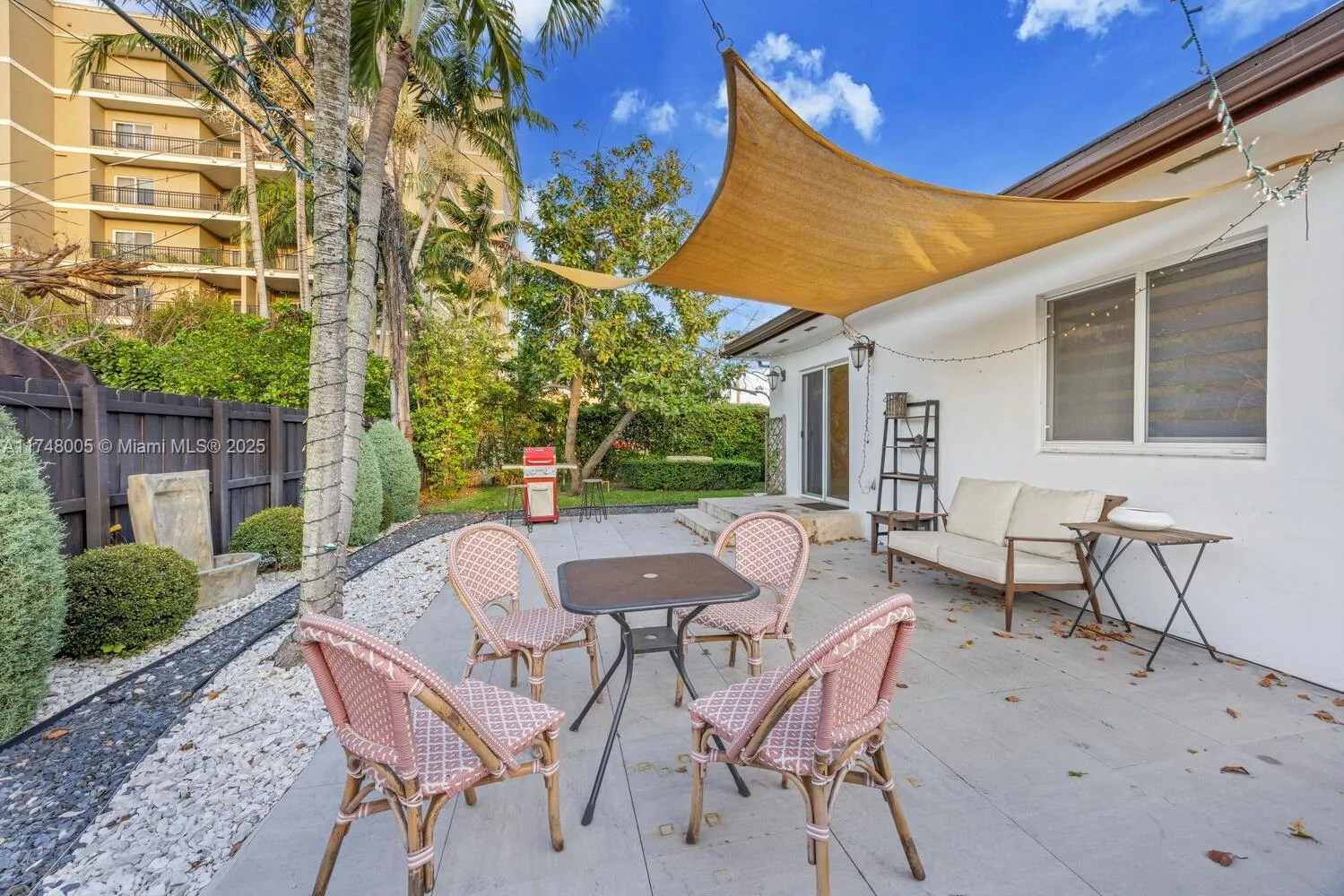 Coral Gables, Florida 33134, United States, 3 Bedrooms Bedrooms, ,2 BathroomsBathrooms,Residential,Active,786