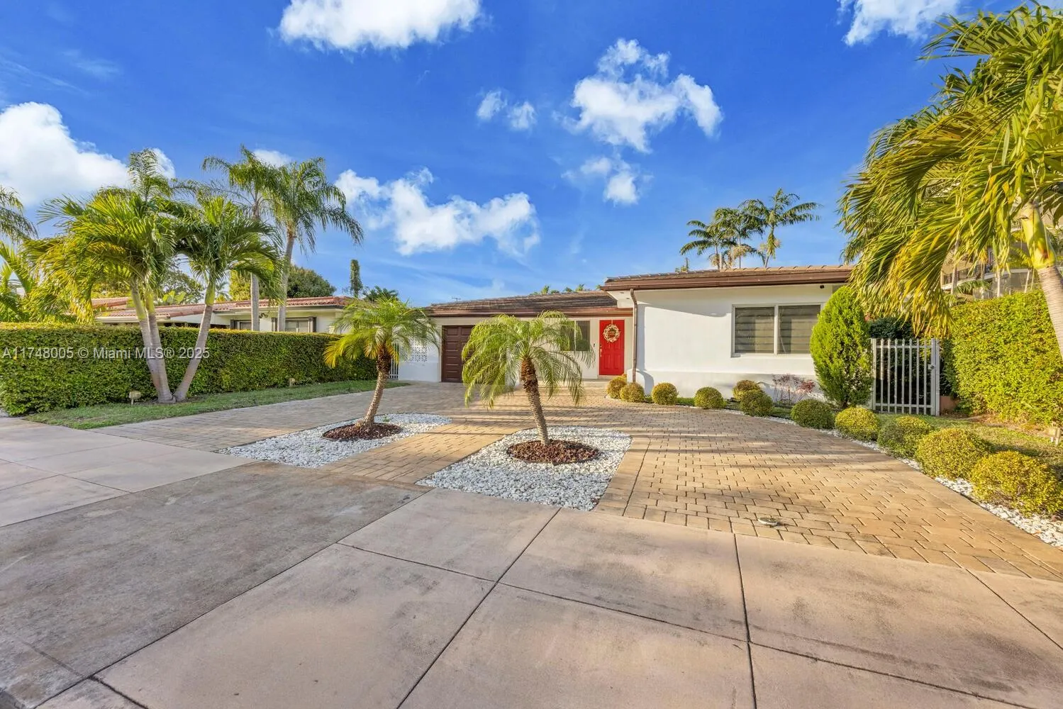 Coral Gables, Florida 33134, United States, 3 Bedrooms Bedrooms, ,2 BathroomsBathrooms,Residential,Active,786