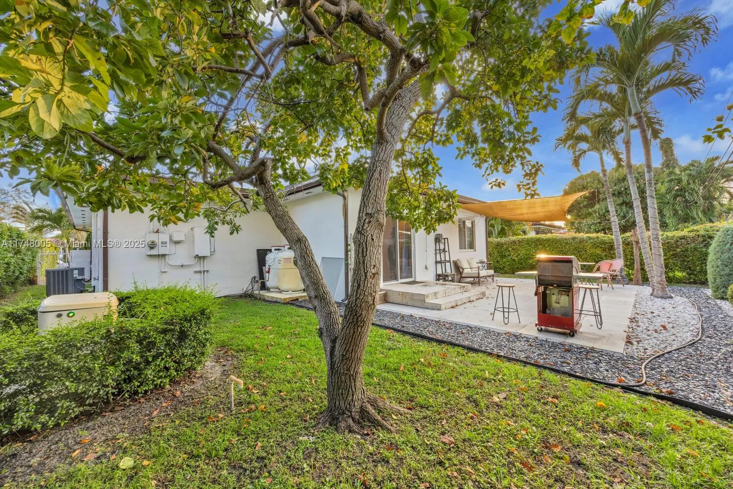 Coral Gables, Florida 33134, United States, 3 Bedrooms Bedrooms, ,2 BathroomsBathrooms,Residential,Active,786