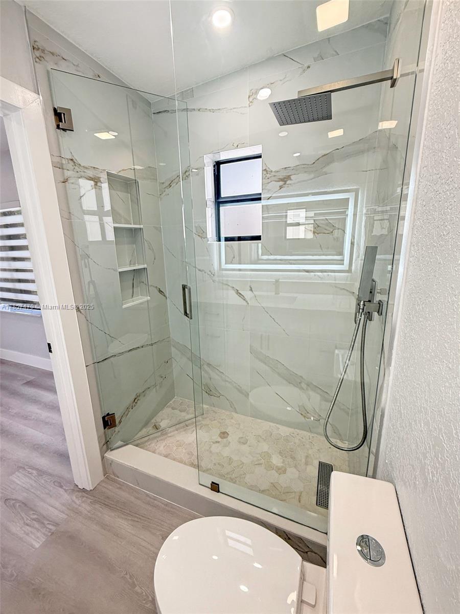 TWELFTH STREET MANORS - Residential