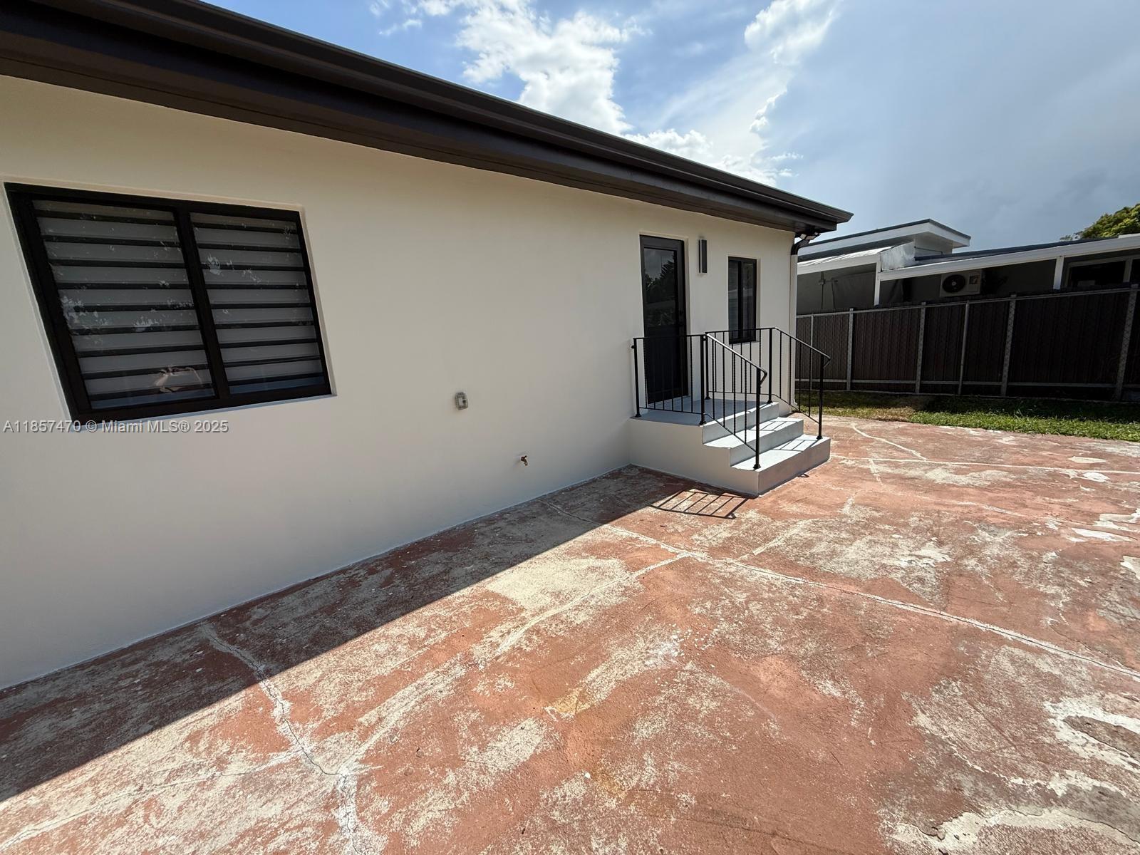 TWELFTH STREET MANORS - Residential