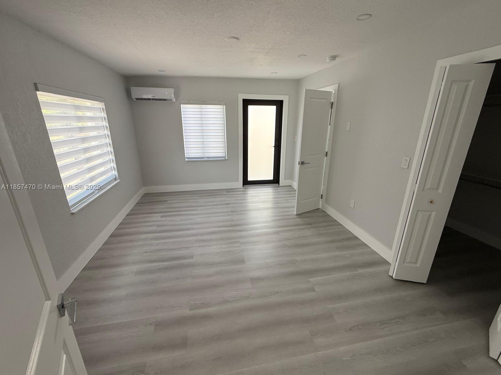 TWELFTH STREET MANORS - Residential