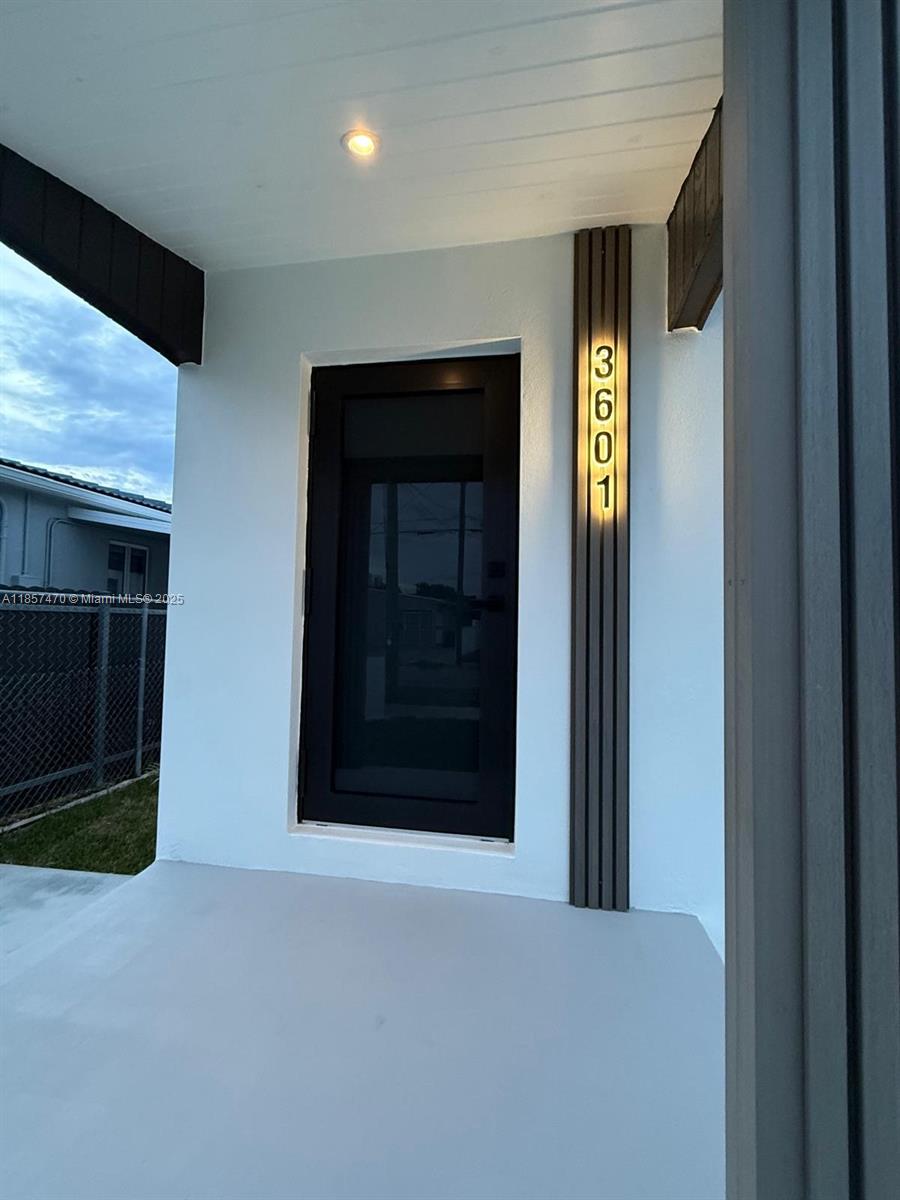 TWELFTH STREET MANORS - Residential