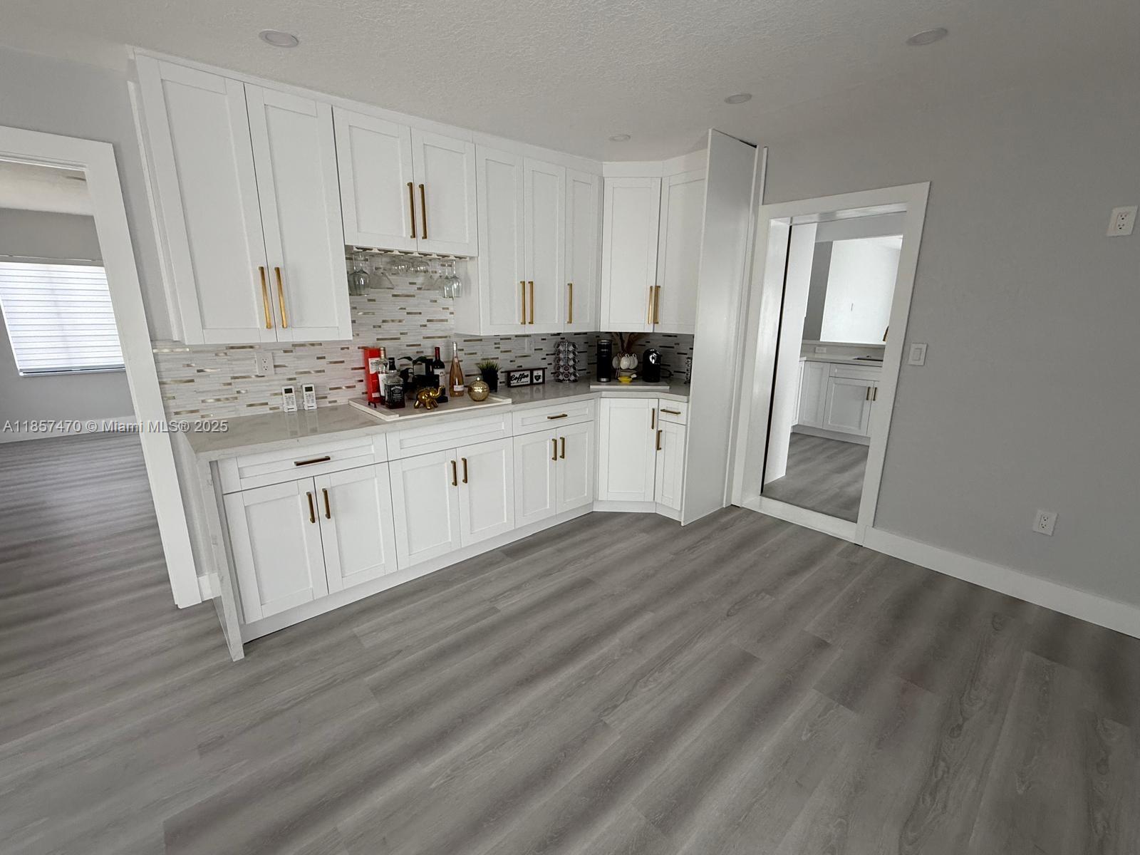 TWELFTH STREET MANORS - Residential