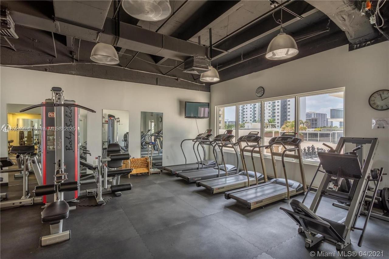 Aquarius Condo - Residential