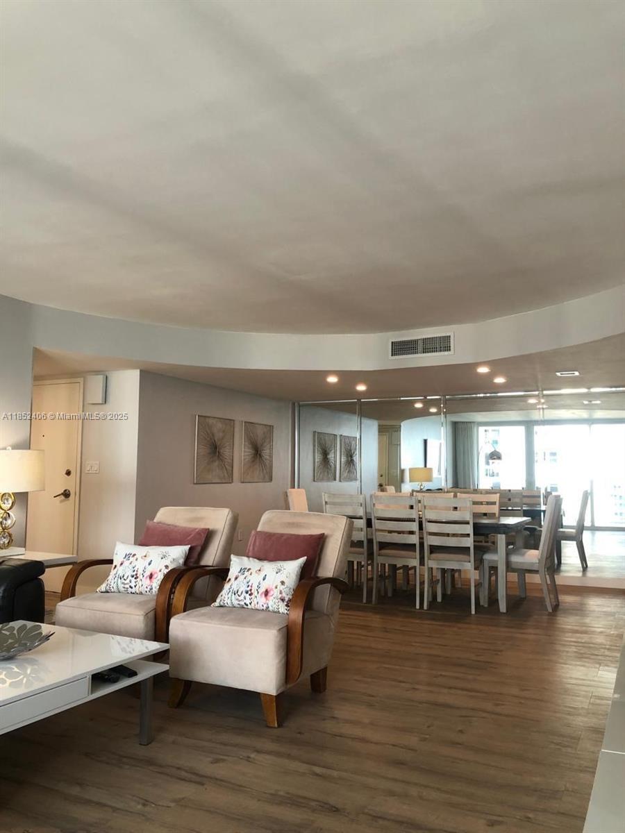 Aquarius Condo - Residential