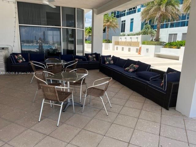Aquarius Condo - Residential