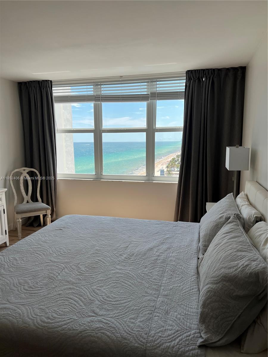 Aquarius Condo - Residential