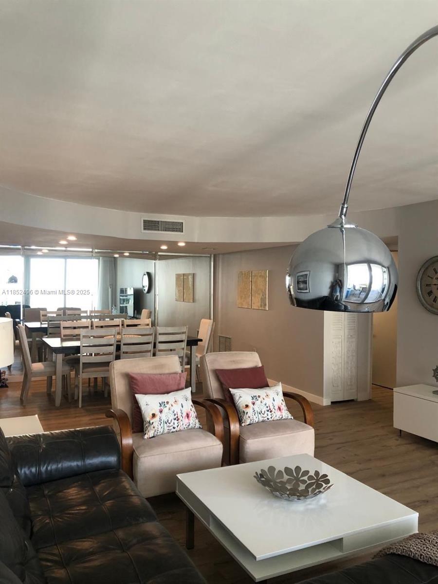 Aquarius Condo - Residential