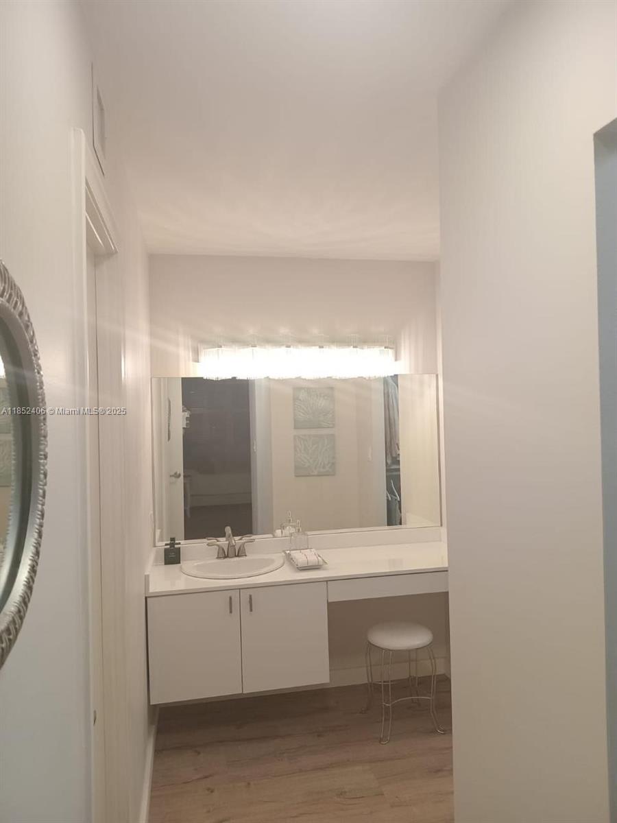 Aquarius Condo - Residential