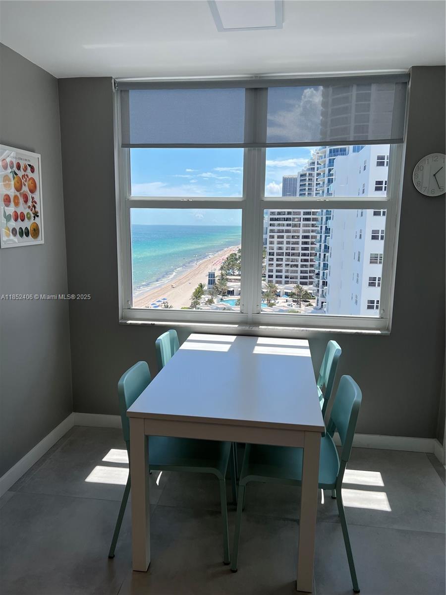 Aquarius Condo - Residential