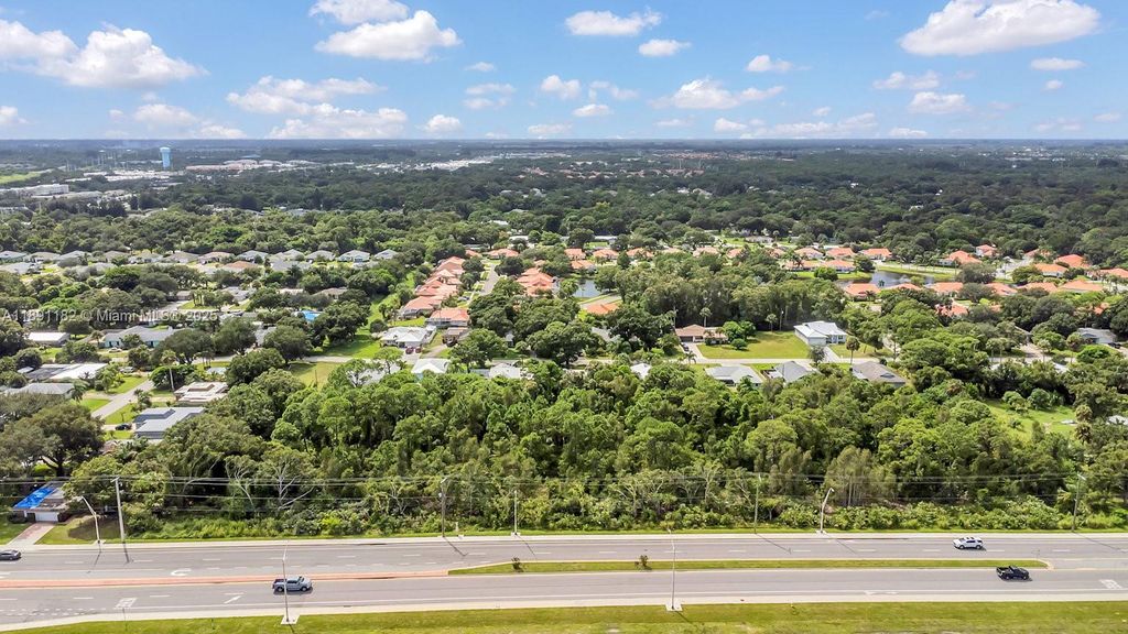 Photo of 2301 43rd Avenue, Vero Beach, FL 32960 (MLS # A11891182)