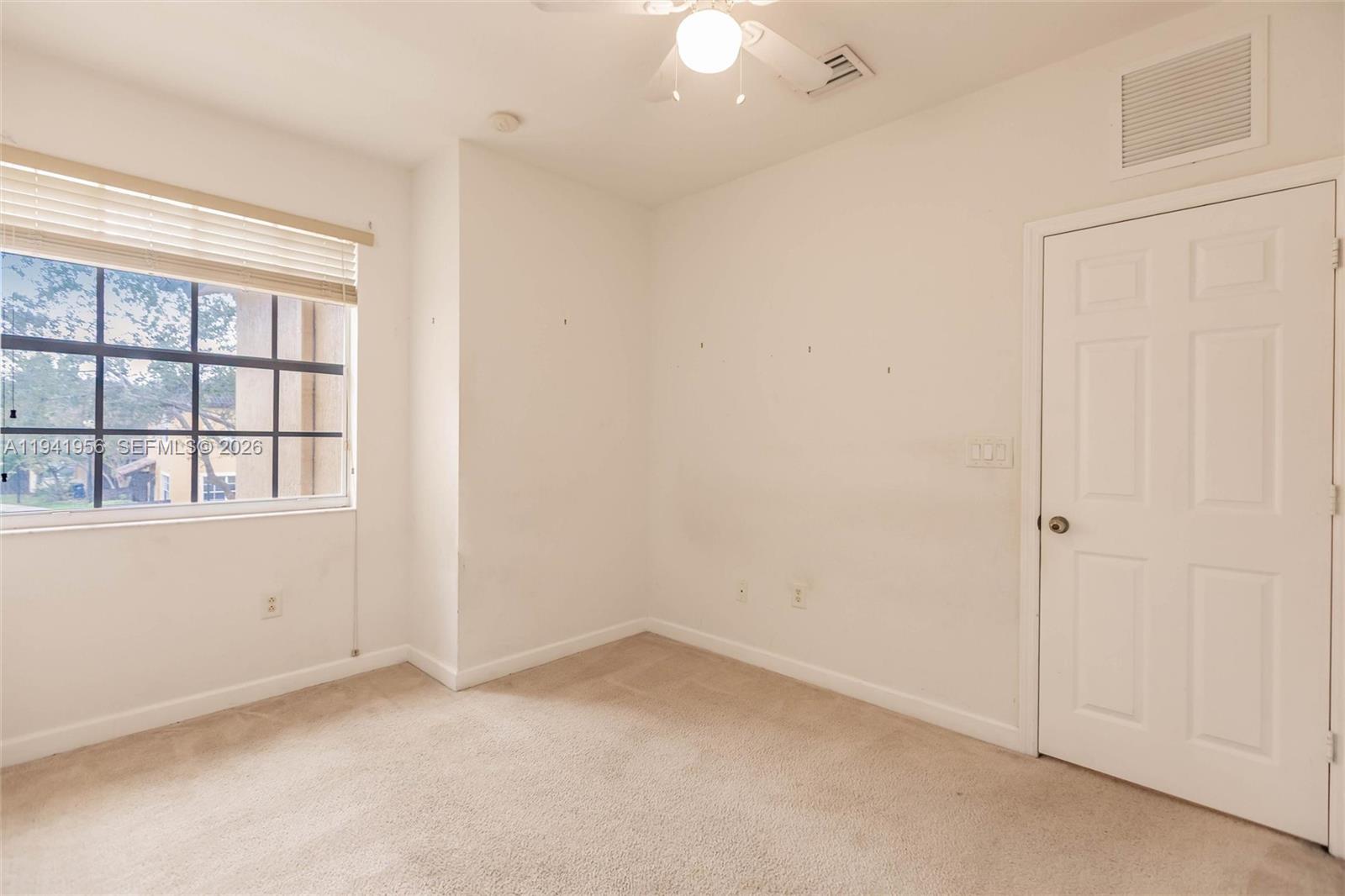 THE SHORES CONDO NO 1 - Residential