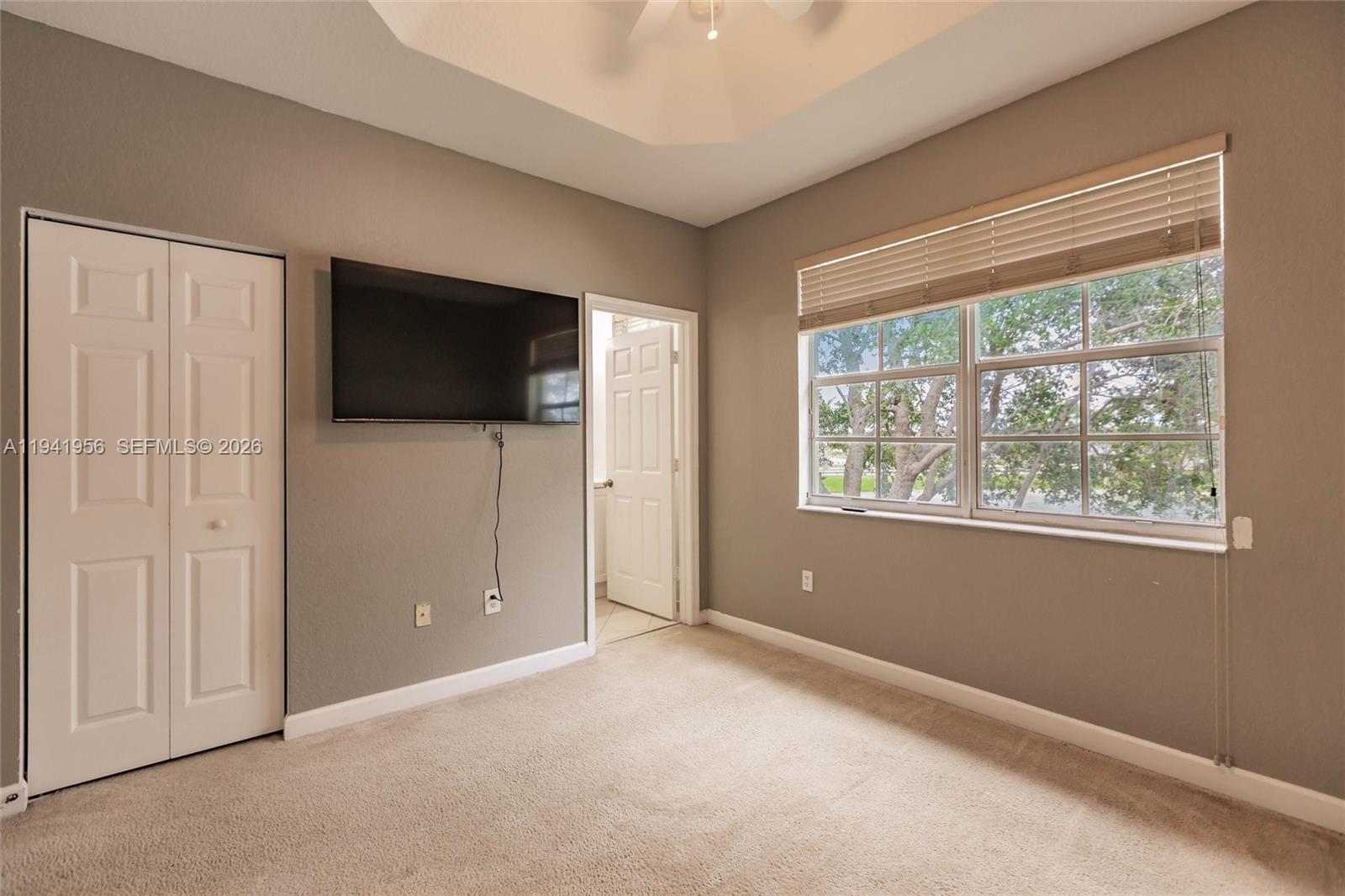 THE SHORES CONDO NO 1 - Residential