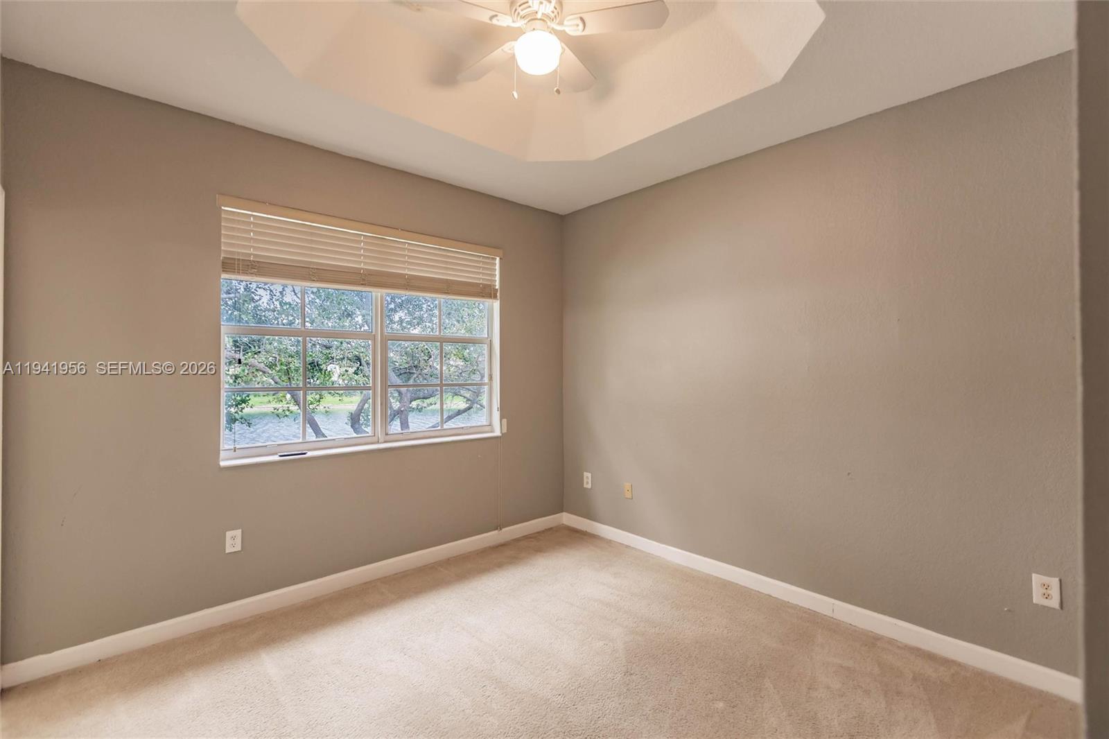 THE SHORES CONDO NO 1 - Residential