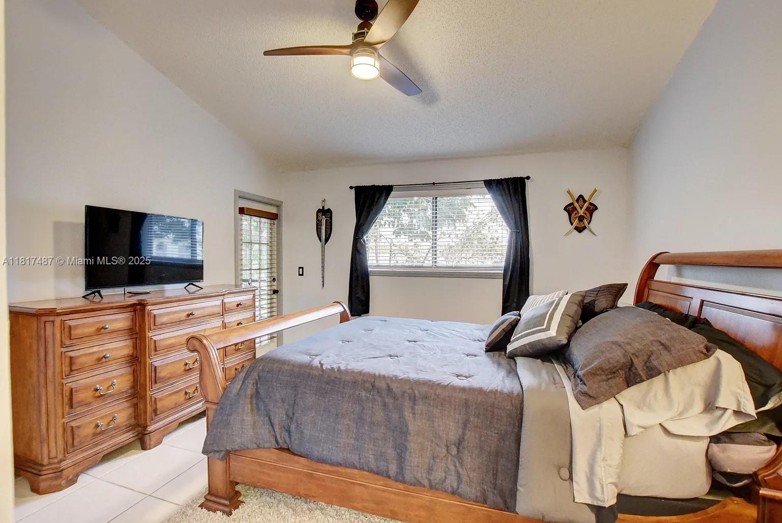SOUTH LAKE CONDO - Residential Lease