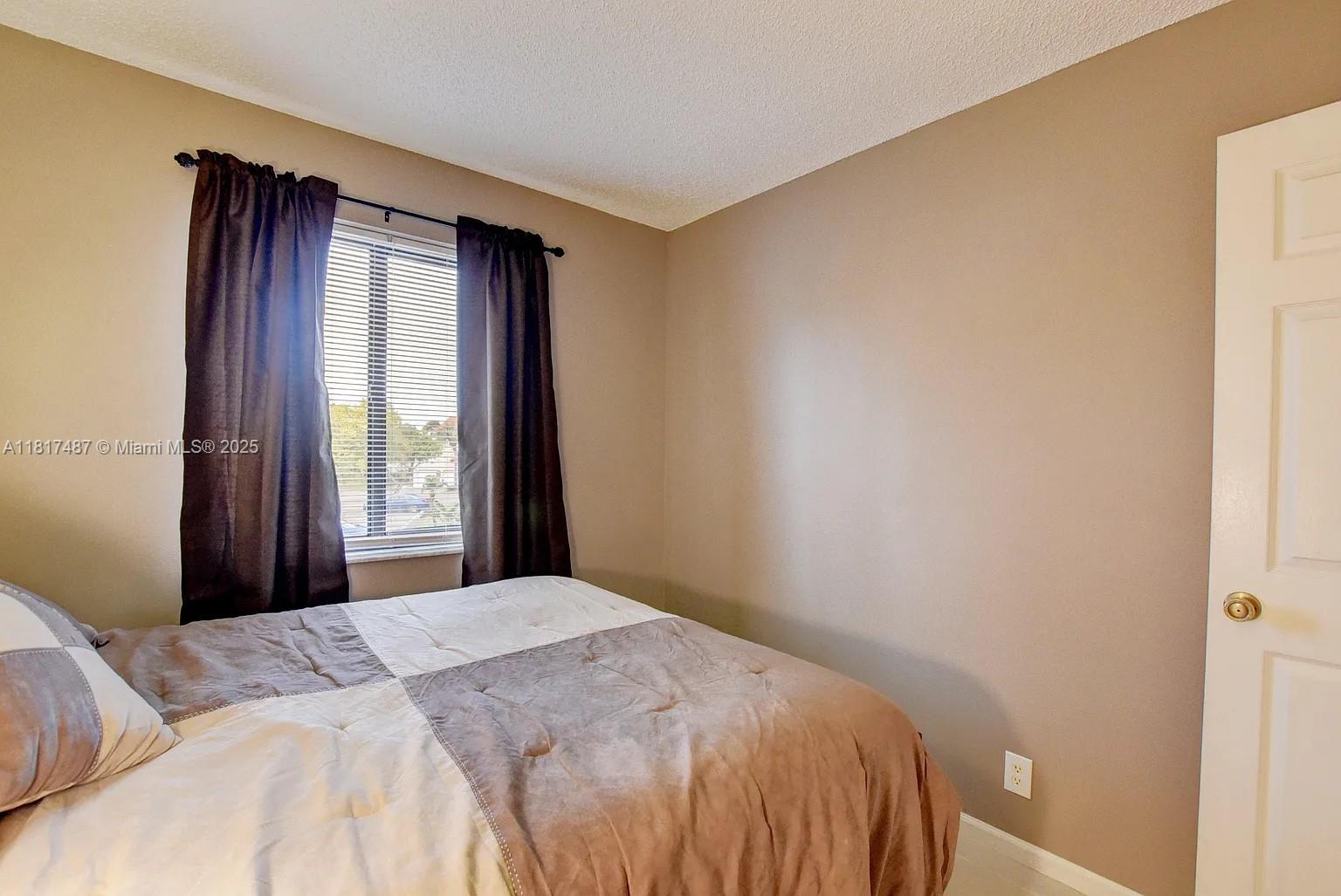 SOUTH LAKE CONDO - Residential Lease