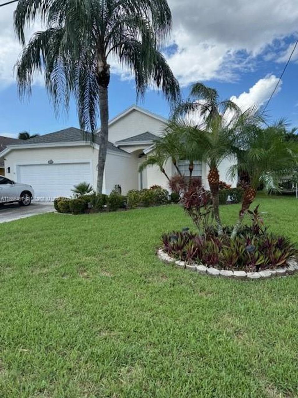 Photo of 6069 Mullin St, Jupiter, FL 33458 (MLS # A11866491)