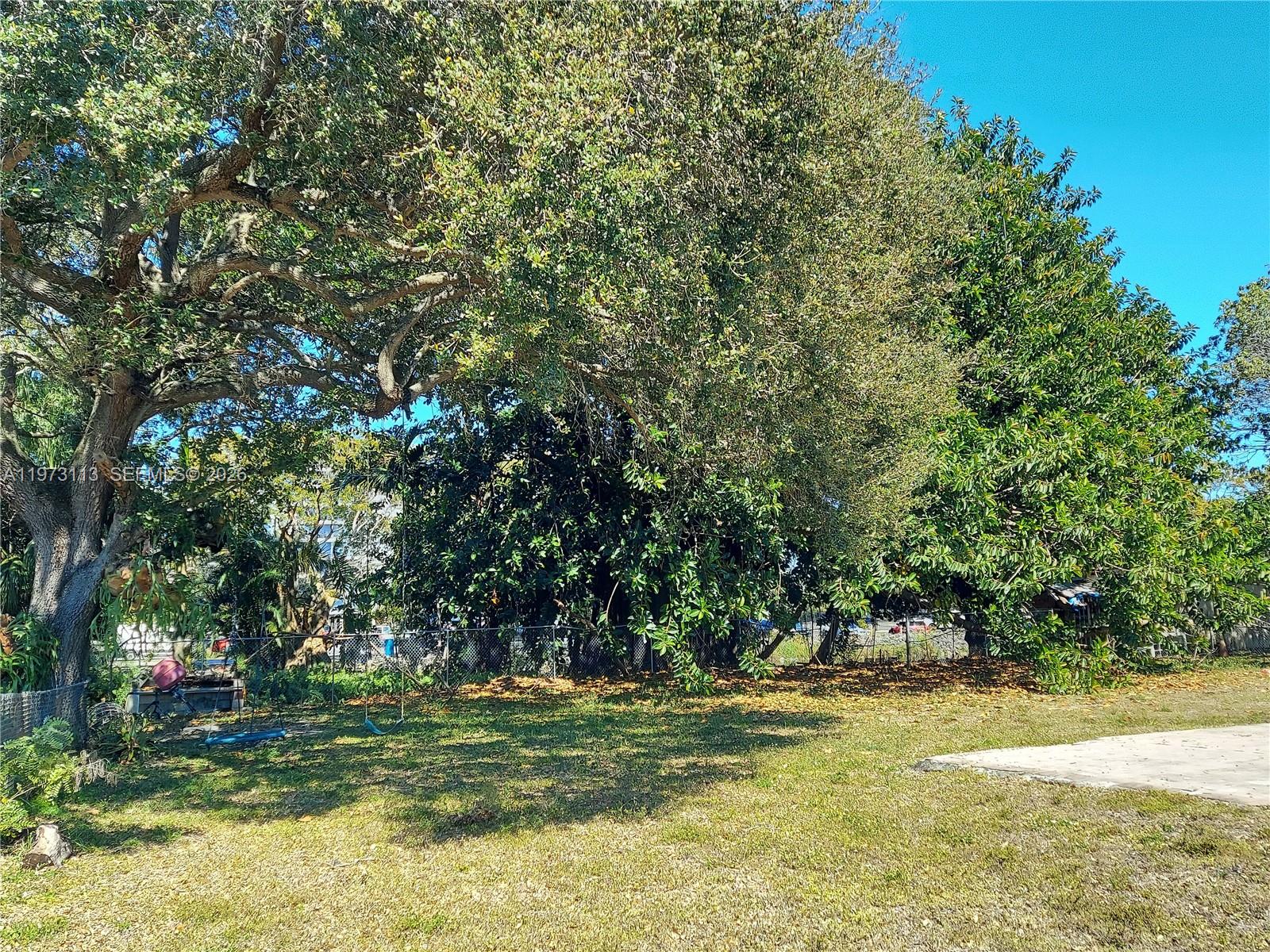 BISC GARDENS SEC F PT 1 - Residential