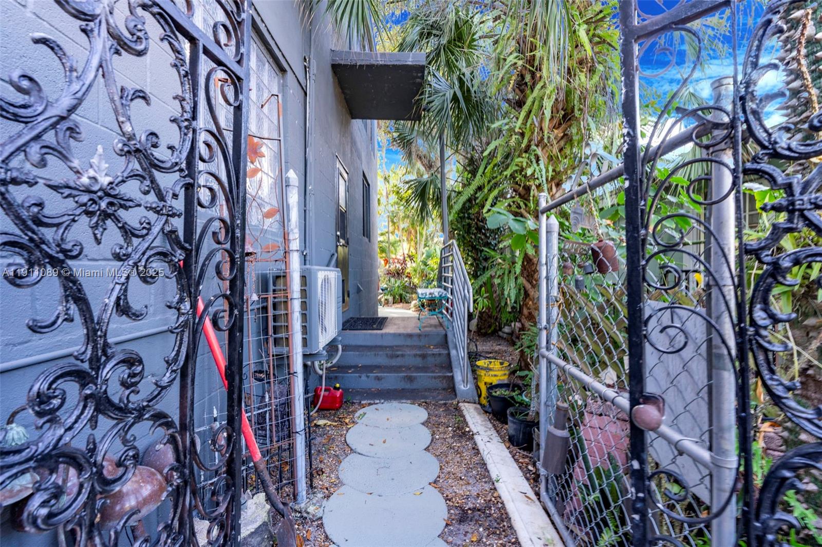 OSCEOLA PARK - Residential