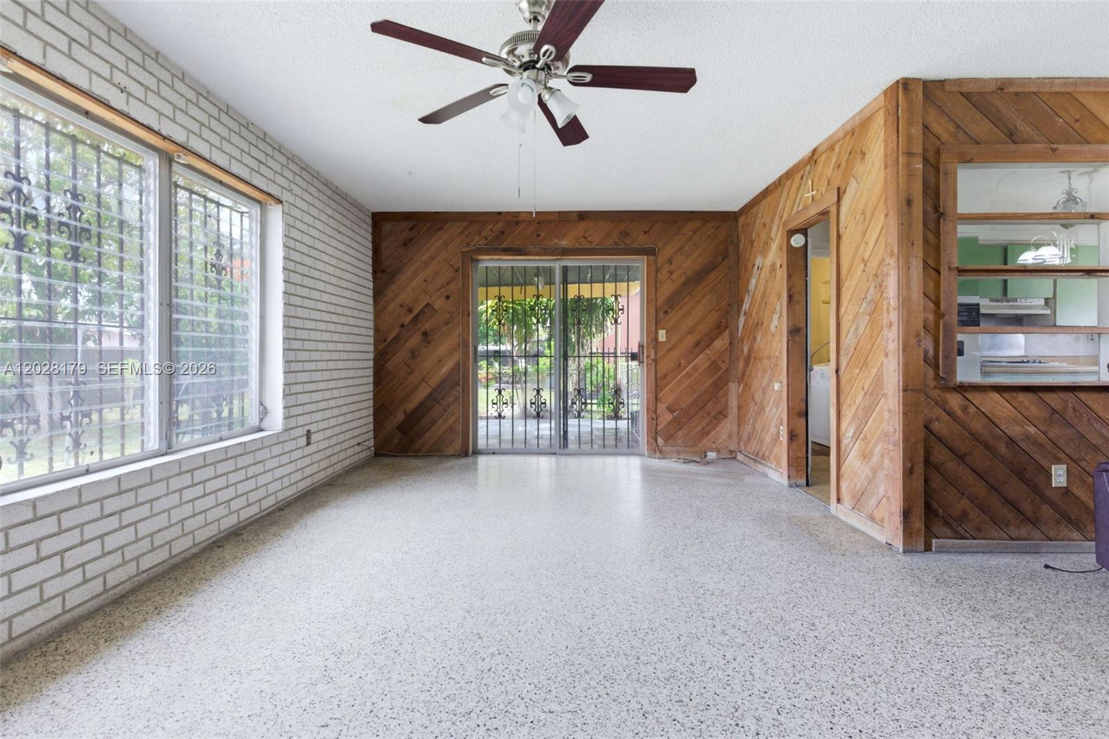 CAROL CITY 3RD ADDN - Residential