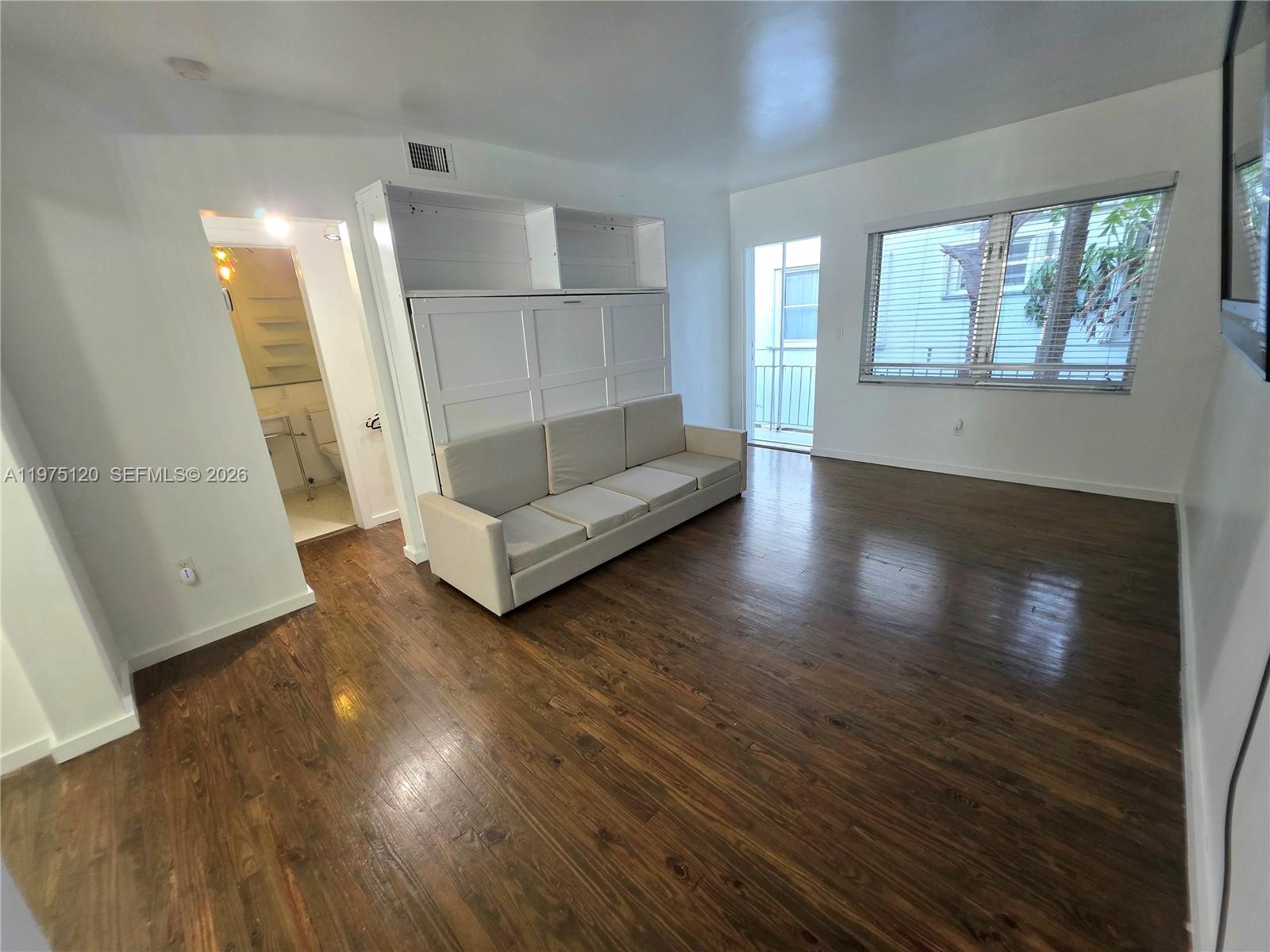 THE MARITIME CONDO - Residential Lease