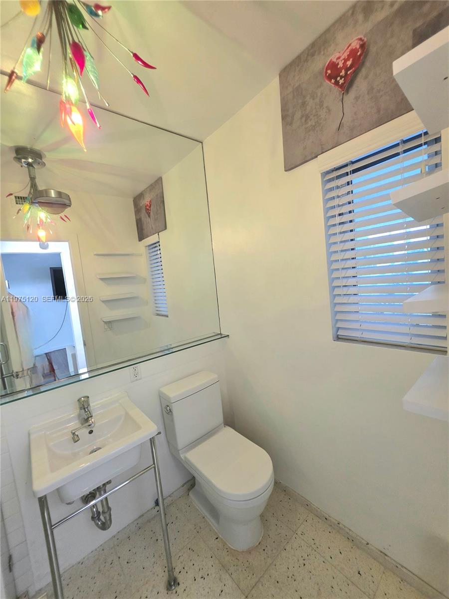 THE MARITIME CONDO - Residential Lease